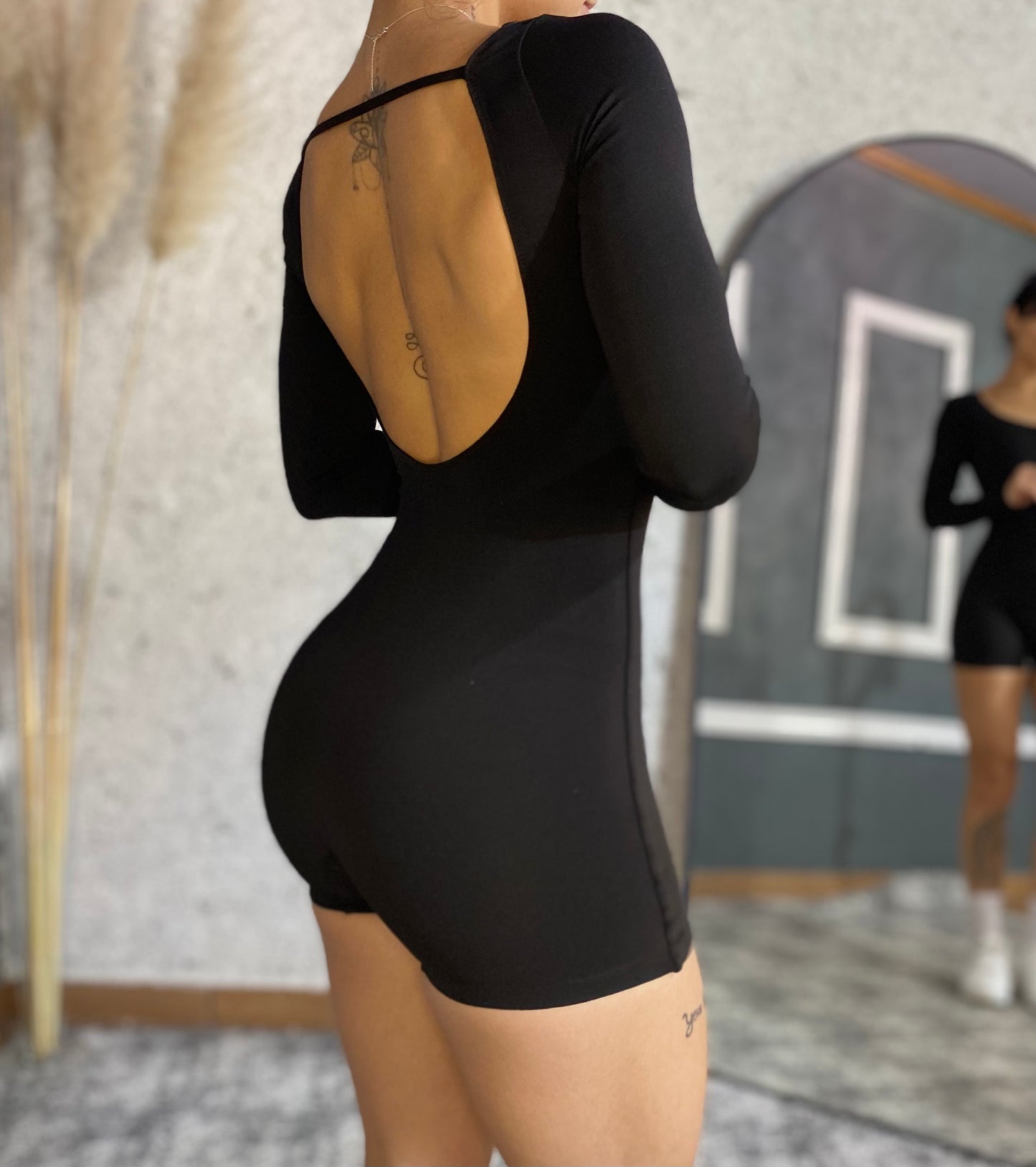 Macaquinho Essential Manga Longa Preto